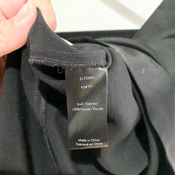 Elizabeth & James ‘Nolita’ Off-Shoulder Top - Picture 9 of 11